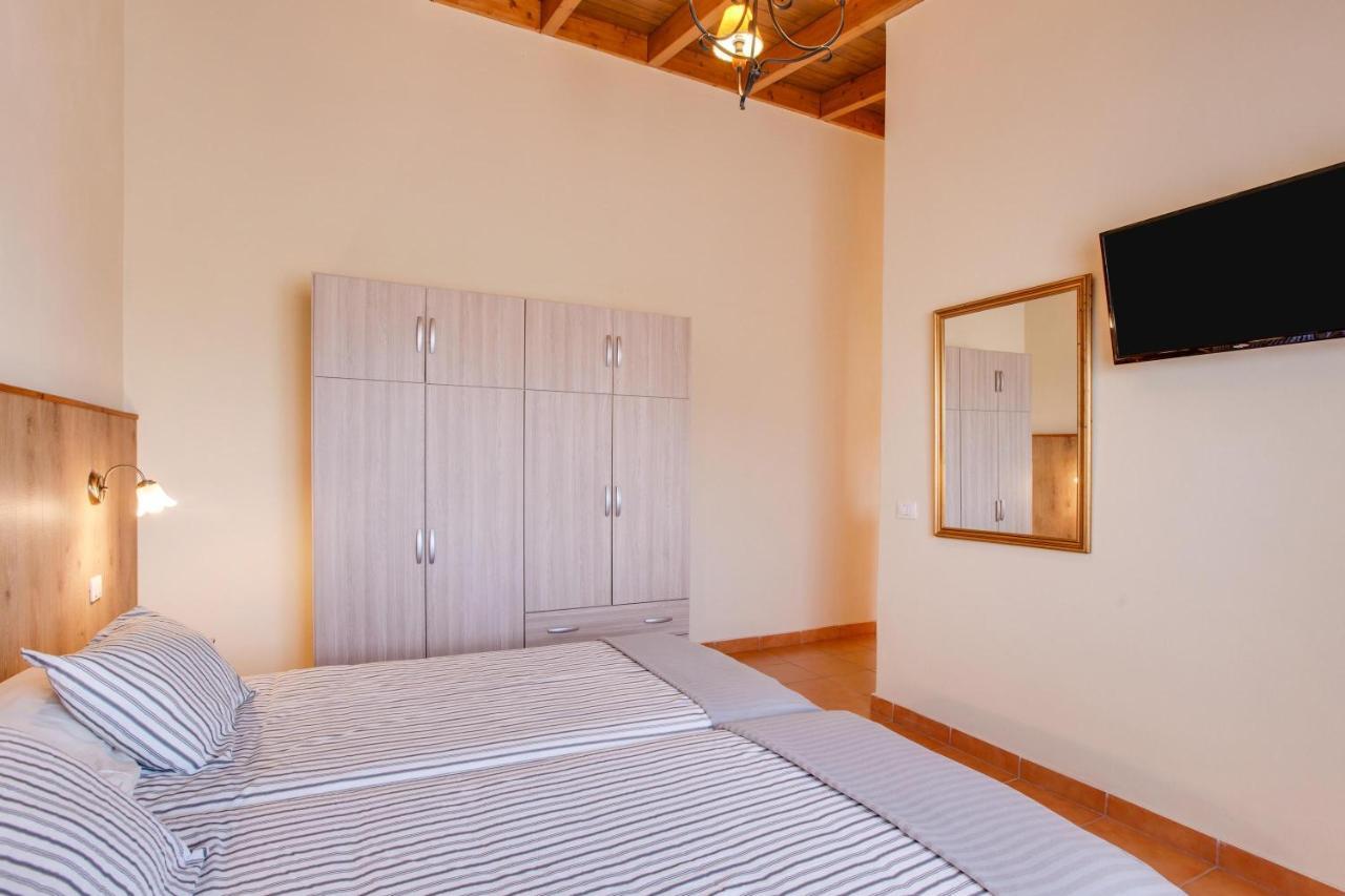 הוילה איקוד דה לוס וינוס Casa Quemahierro 1 מראה חיצוני תמונה